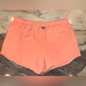 EUC Columbia PFG Size XL‎ Women's Peach Orange Performance Shorts
